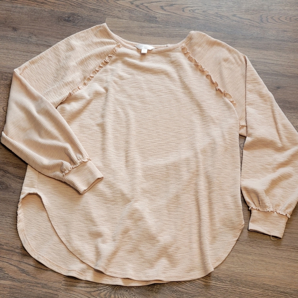 LC Lauren Conrad longsleeve tunic top Size M Women's. Pale pink. Ribbed.